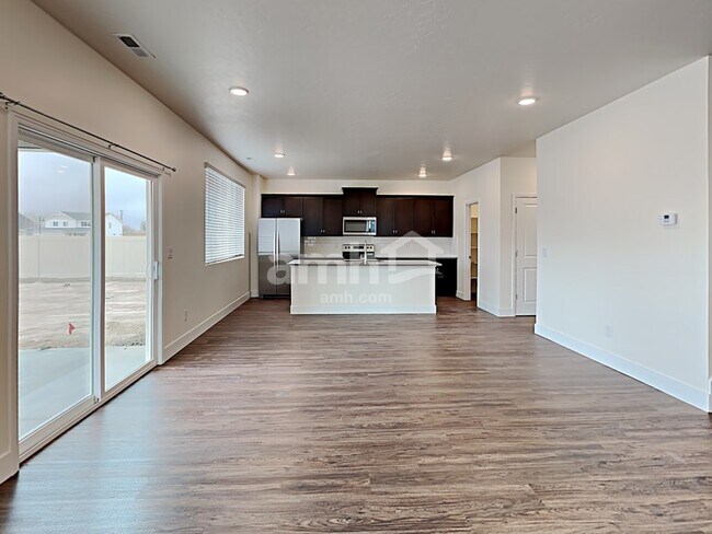 Building Photo - 9463 W Dove Creek Street