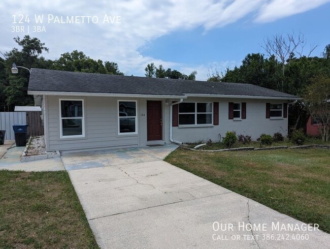 Building Photo - Impeccably renovated 1950s gem!