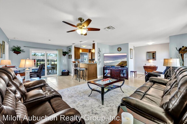Building Photo - 3 br, 2 bath House - 1229 SW 54th Street
