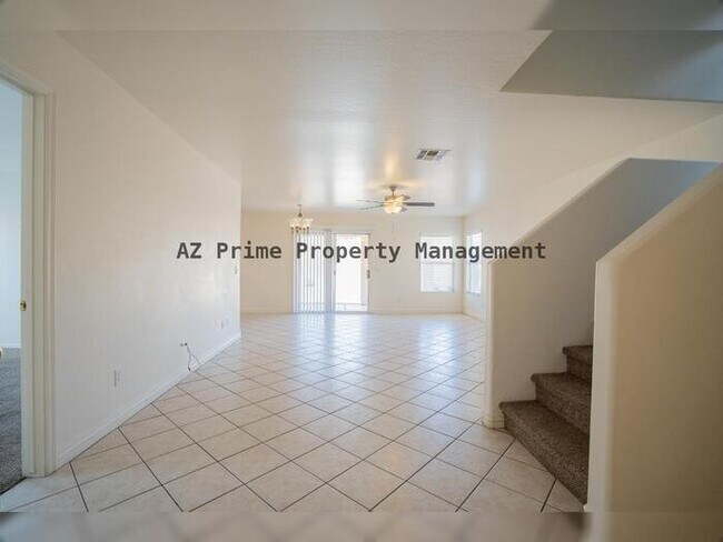 Foto del edificio - 13002 W Paradise Dr