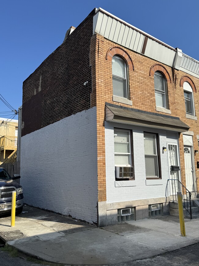 Building Photo - 3317 Gransback St