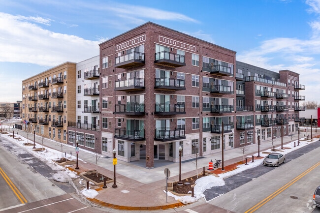 Building Photo - Foundry on 3rd