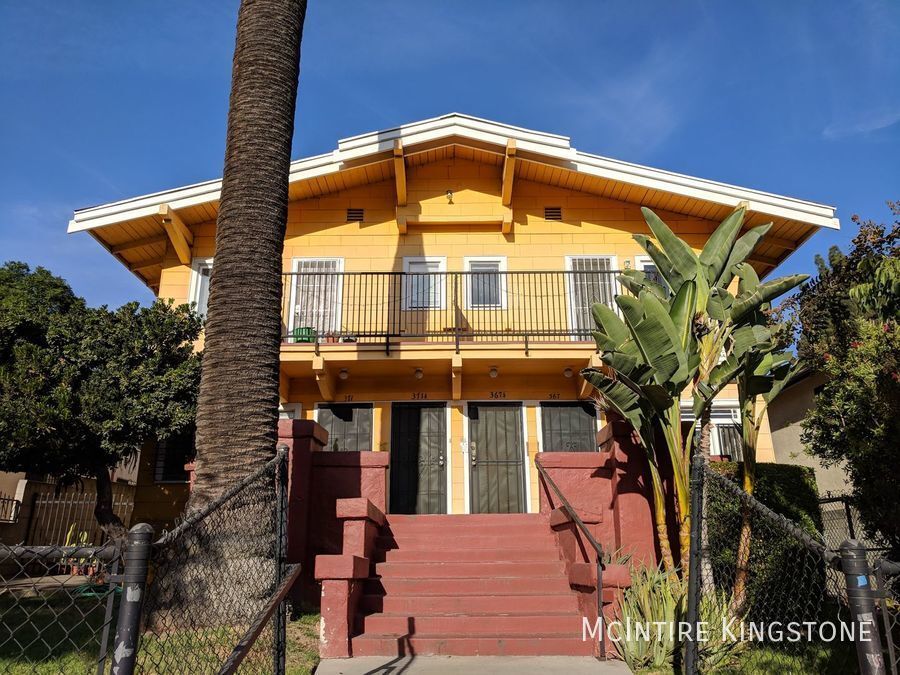 Primary Photo - 2BD/1BA In Los Angeles With A Private Balc...
