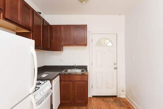 Foto del edificio - 3832 N Fremont St