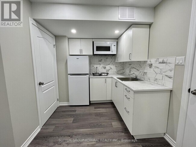 Photo du bâtiment - 53 Matthewson Ave