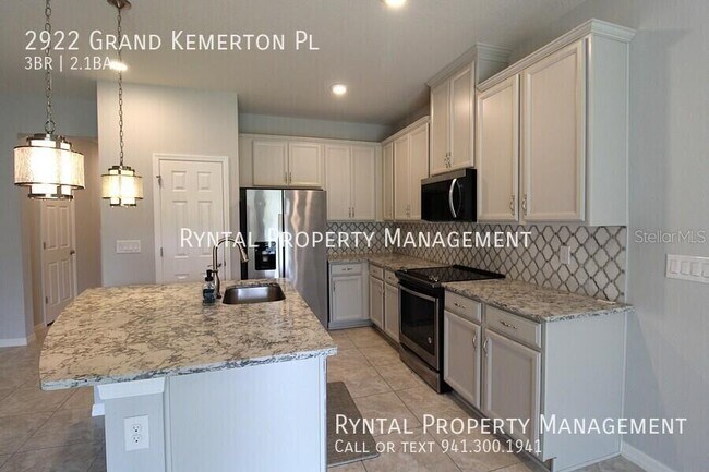 Foto del edificio - 2922 Grand Kemerton Pl
