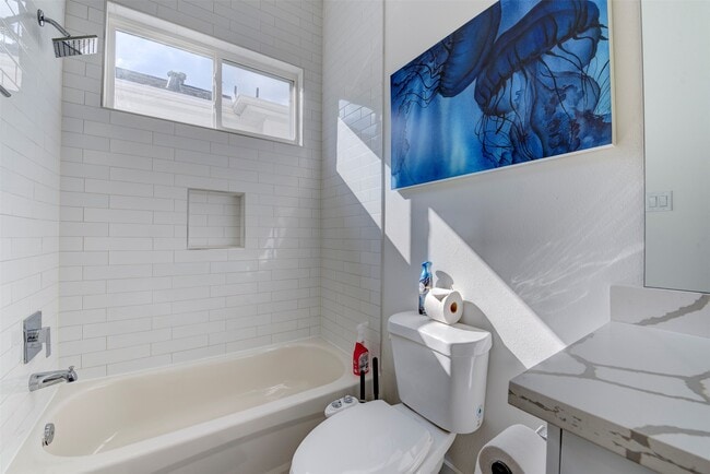 Building Photo - 3517 McIlhenny St