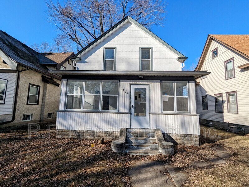 Foto principal - 3620 Pillsbury Ave