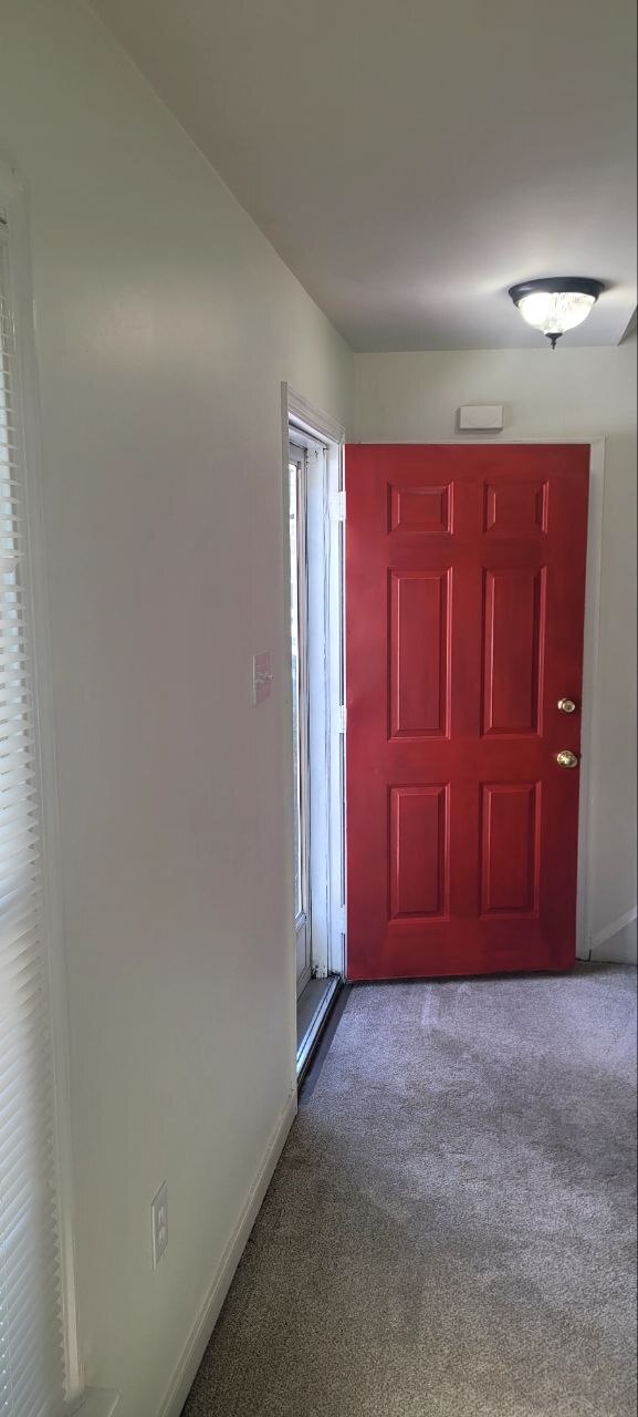 Foto del edificio - 9728 Country Way Rd