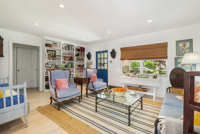 Foto del edificio - 341 Murray Rd