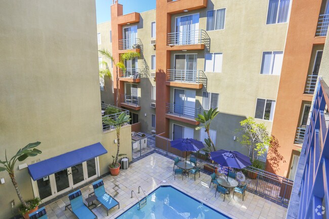 Piscina - Hollywood Place