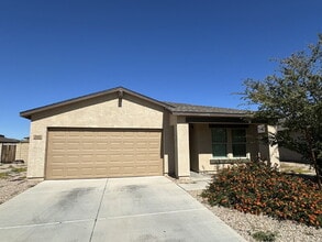 Building Photo - 202 W Bobcat Ct