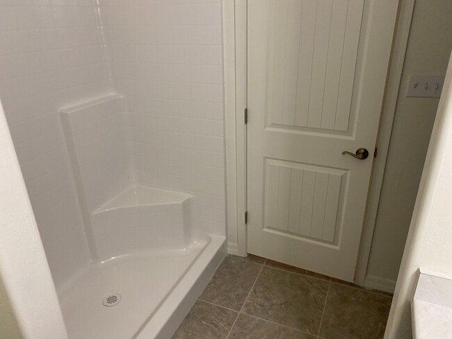 Foto del edificio - 2 Bedroom in a Gated Community