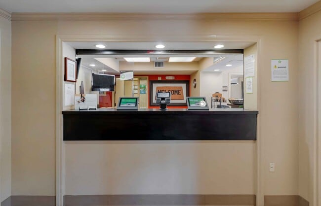 Building Photo - Furnished Studio-Fremont - Fremont Blvd. S...