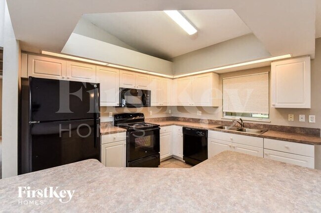 Foto del edificio - 2014 NW 16th Pl