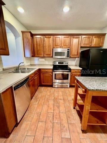 Building Photo - 16334 Rolling Brook Dr