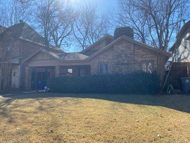 Foto del edificio - 6306 Goliad Ave