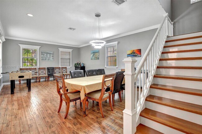 Foto del edificio - 501 SW 146th Terrace