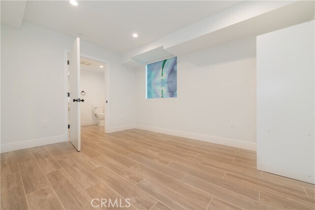 Foto del edificio - 1596 W 36th St