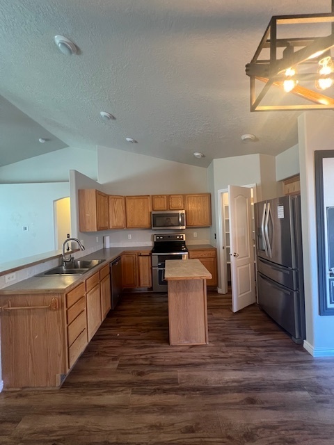 Foto del edificio - 4 Bed 2 Bath in Nampa!