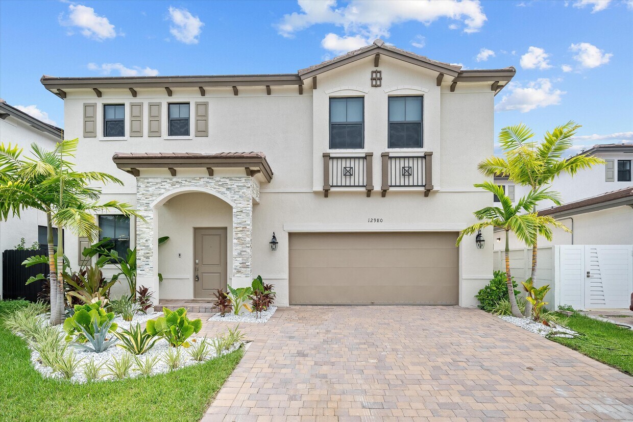 Foto principal - 12980 SW 229th St