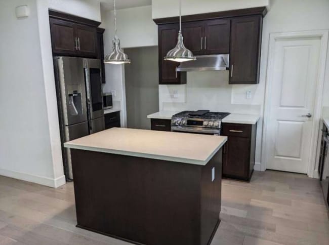 Building Photo - 8559 Dunes Way