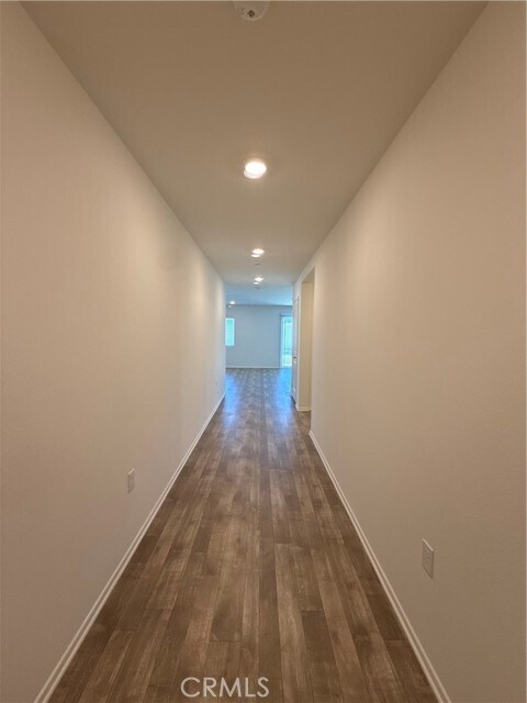 Foto del edificio - 479 Hollyhock Cir