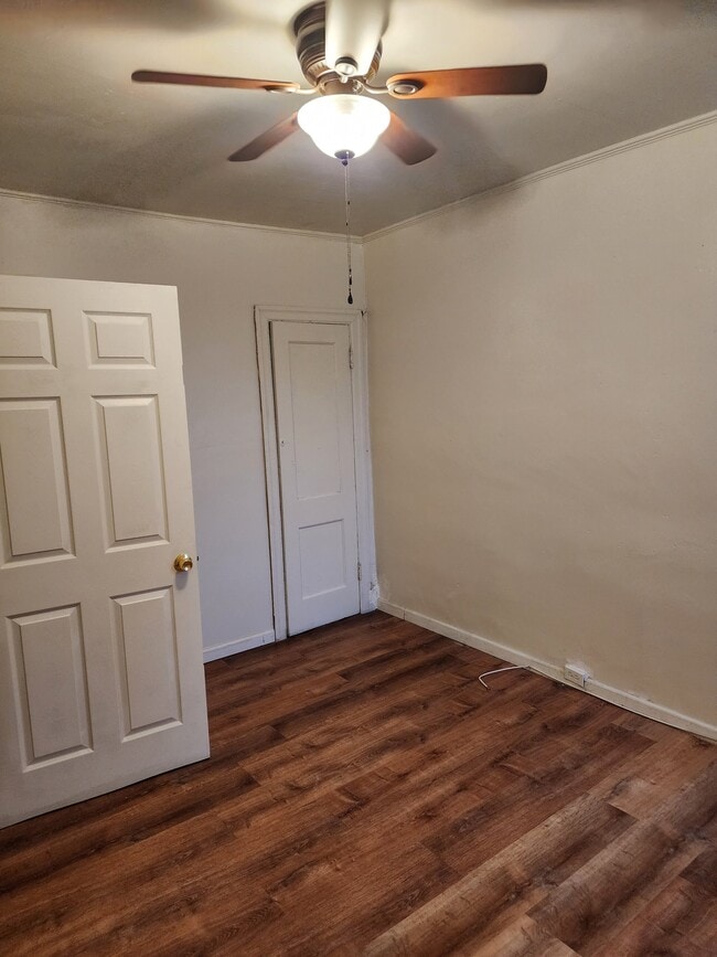 Building Photo - 2115 Stenton Ave