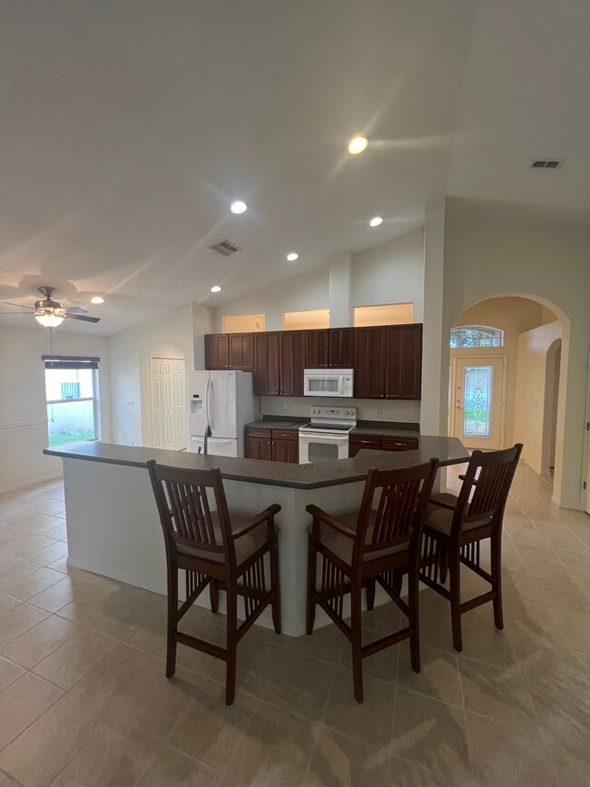 Photo - 23827 Hastings Way House