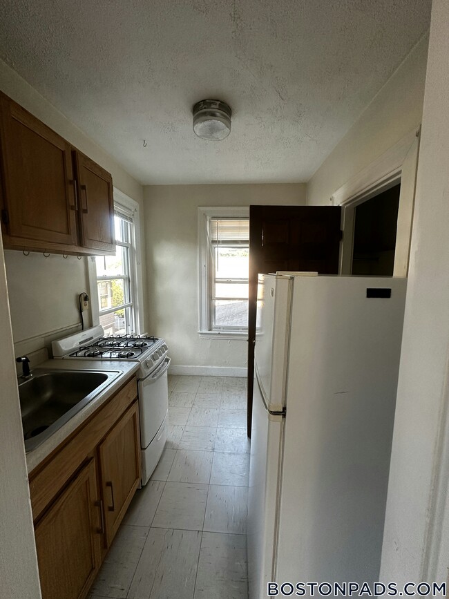 Foto del edificio - 44 Central St