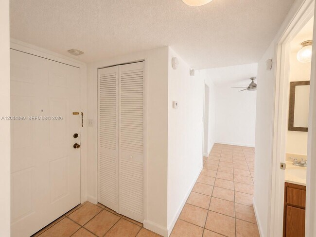 Building Photo - 7705 SW 86th St