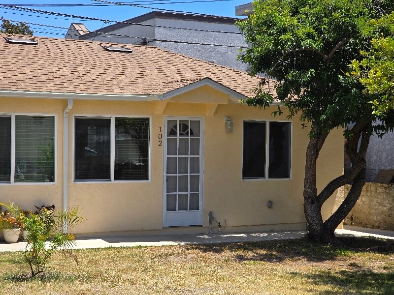 Foto principal - 308 E Elmwood Ave