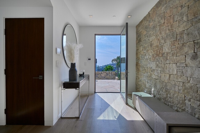 Building Photo - 7829 Electra Dr