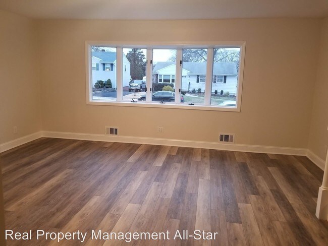Foto del edificio - 4 br, 2 bath House - 51 1st Street