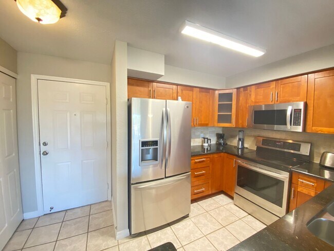 Foto del edificio - Stylish Orlando Condo in Gated Community –...