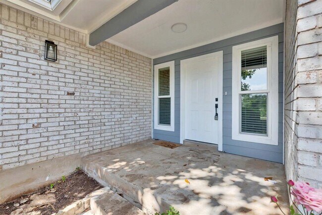 Building Photo - 11602 Gunsmoke Cir