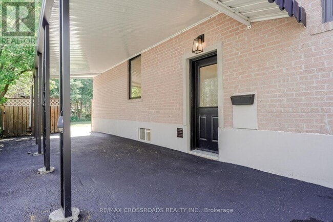 Building Photo - 21 Karnwood Dr