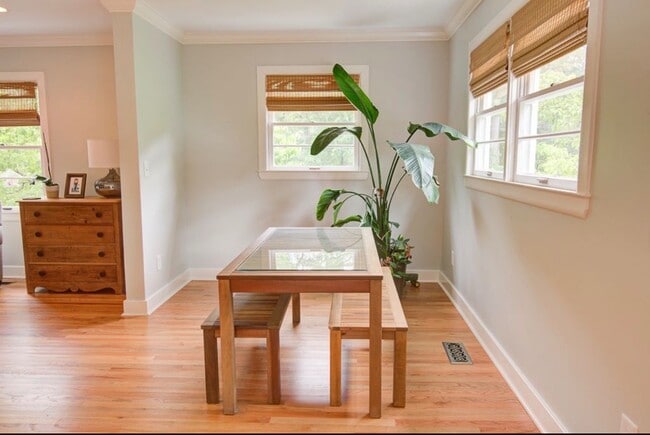 Foto del edificio - 650 Auburn Dr