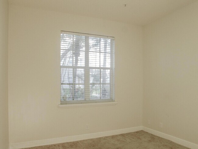 Foto del edificio - 124 Jesup Ln