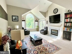 Building Photo - 12225 Fairfield House Dr