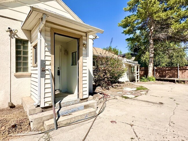 Building Photo - 424 N 1000 W