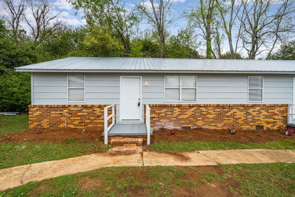 1906 Fosters Ferry Rd, Tuscaloosa, AL 35401 House Rental in Tuscaloosa, AL