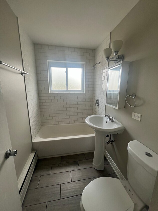 Foto del edificio - 5812 W 16th St