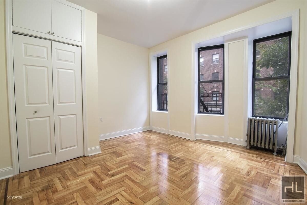 Building Photo - 229-231 East 12th Street