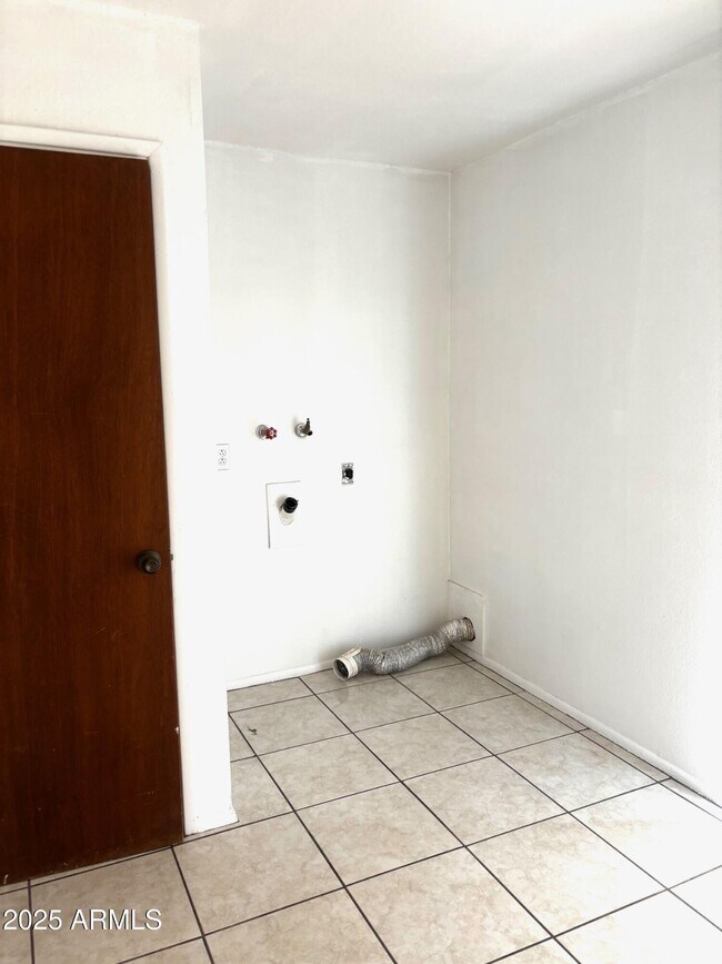 Foto del edificio - 2135 Hohokam Dr