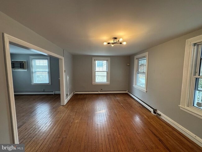 Foto del edificio - 976 Upper Gulph Rd