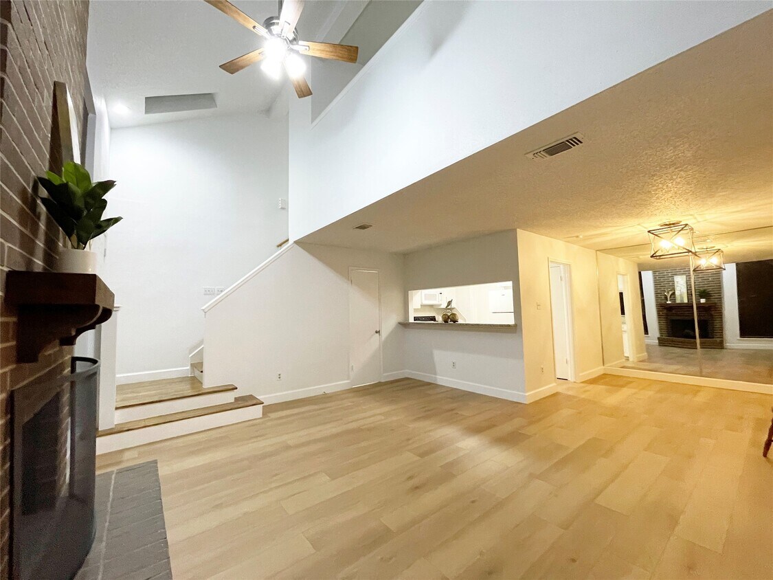 Foto principal - 13716 Hollowgreen Dr