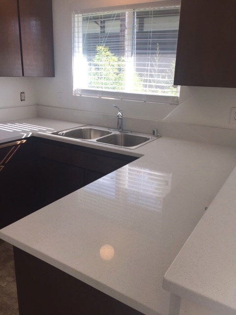 Foto principal - 19501 76th Ave W