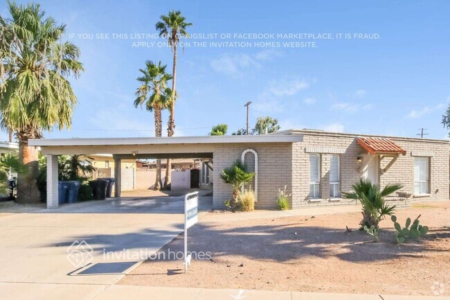 Building Photo - 1065 N Wedgewood Dr