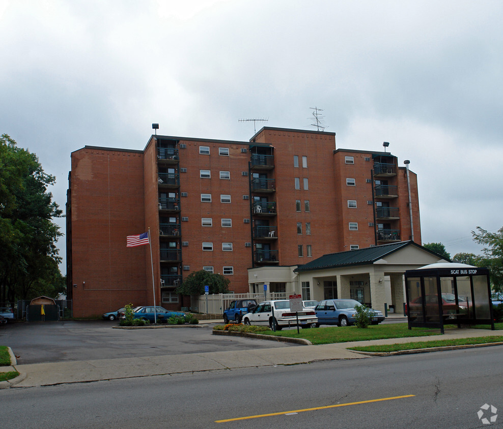 Building Photo - Hugh Taylor Apartments